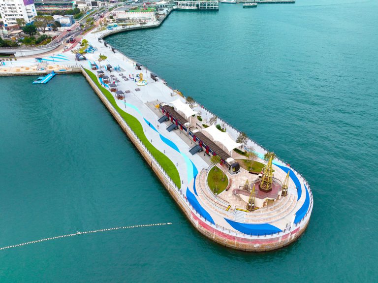 陳茂波指,全長約 60公里的「活力環島長廊」,至今已完成八成路段銜接。