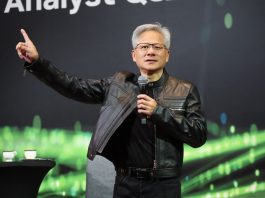 黃仁勳大白話 脫中入美不務實 　　文：台灣中國時報主筆室