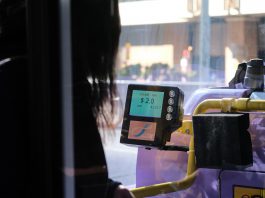 二元乘車優惠　實行實名制違規個案大跌九成　五人違規使用樂悠咭乘港鐵被捕