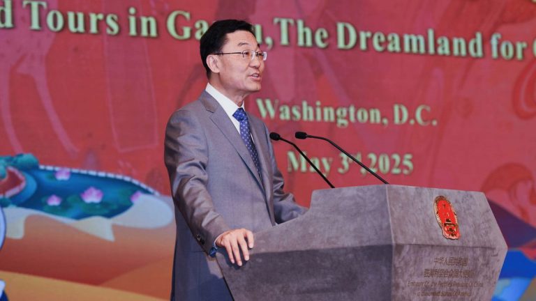 謝鋒指出,美方若準備要與中國談判,就應當拿出平等、尊重、互惠的態度。