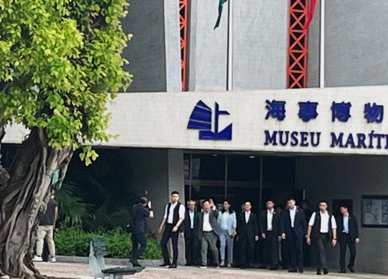 夏寶龍主任參觀了澳門的海事博物館。