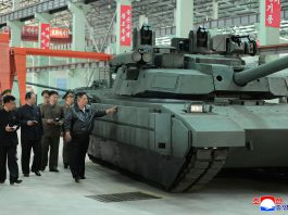 金正恩視察坦克工廠　強調要實現陸軍現代化升級