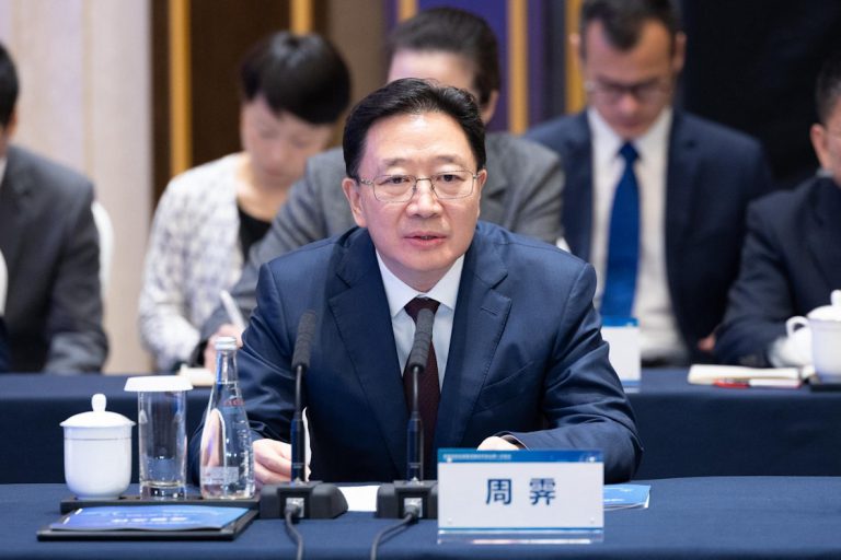國務院任命周霽為新任中聯辦主任,香港特區維護國家安全委員會及國家安全事務顧問。
