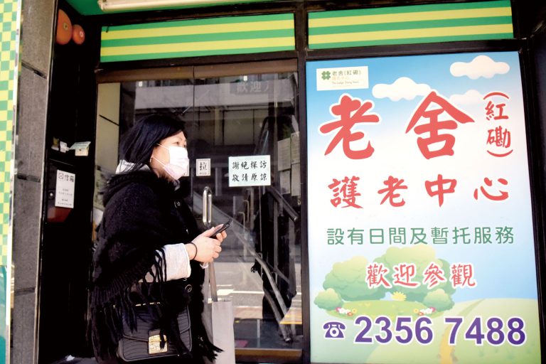 機械手除了可供醫院使用外,安老院舍及耀能訓練中心也適用。