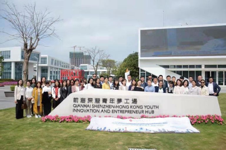 不同組織及單位,均舉辦不同的參觀、學習活動,讓年輕人能更深入認識國家。