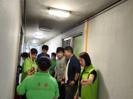 長沙灣邨長欣樓電器短路生濃煙　區議員與關愛隊現場協助疏散及善後