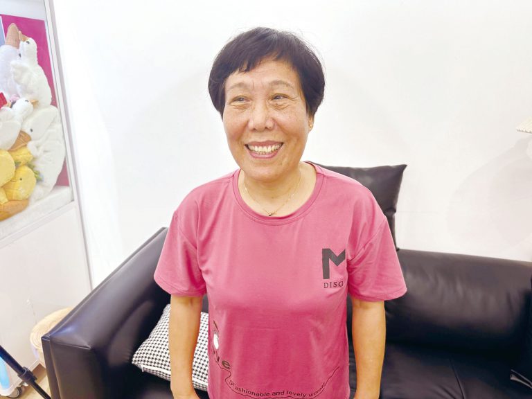 徐女士非常滿意莊雅婷上任後的表現。