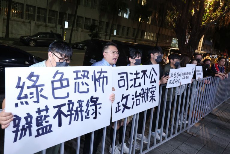 綠色恐怖不僅是對民主的背叛,更是對台灣人民思想自由的踐踏!(台灣中時新聞網圖片)