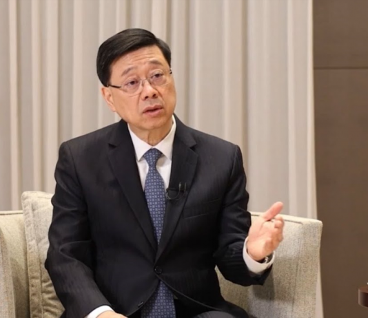 李家超指：正研設「高級公務員問責制」　強化部門日常管理