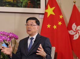 李家超：「軟對抗」潛伏不同領域　政府有責任提醒