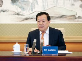 夏寶龍展開第二日在港調研考察　會晤政界及八大校長等