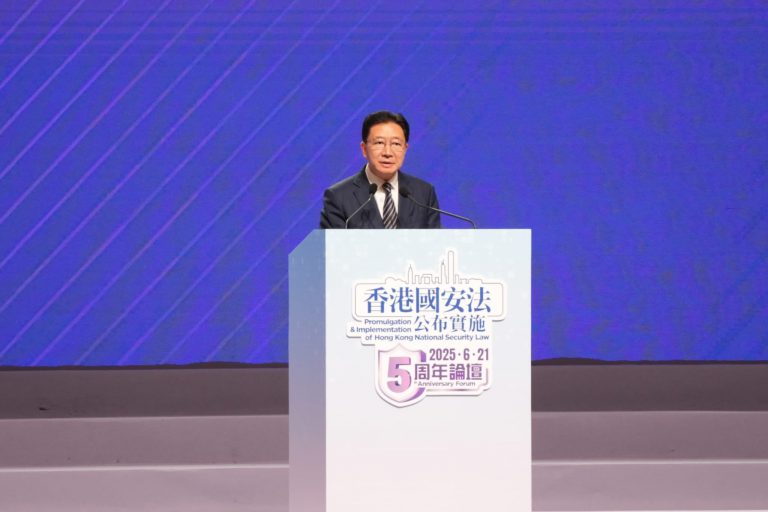 周霽表示,香港要「安而不忘危、存而不忘亡、治而不忘亂」。(燊亮攝)