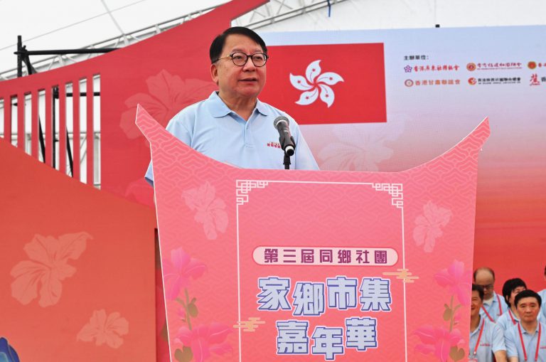陳國基表示,政府將與社會各界攜手,做好年底舉辦的第15屆全運會及各項盛事,向世界說好香港故事。(新聞處圖片)