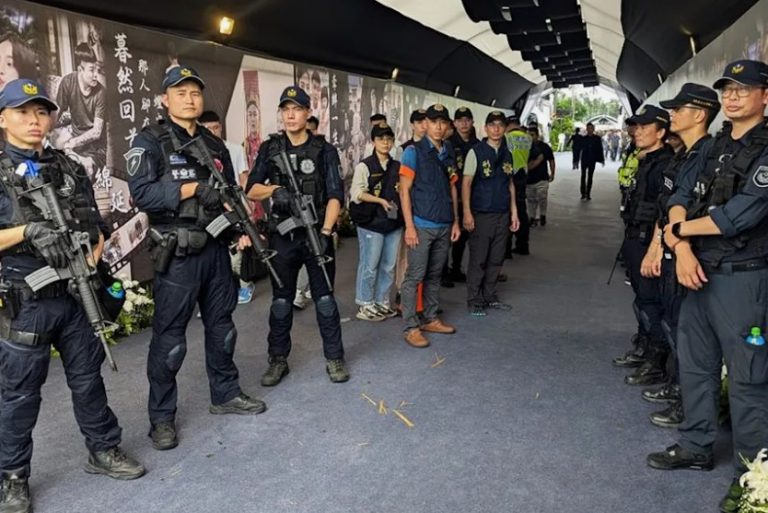 由今年6月15日警察節開始實施,全台的警察機關、學校放假一日。
