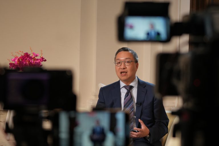 林定國表示明白大家關心「軟對抗」和國安議題,指政府會謹慎應對。