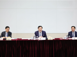 夏寶龍與團體及高校代表座談　並考察啟德體育園