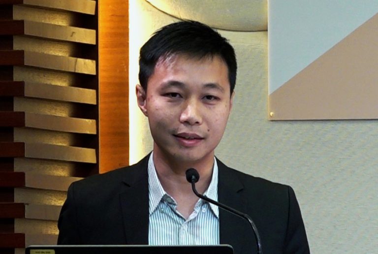 最近多建造業及飲食業工友失業或被欠薪,林振昇期望聘請外勞的僱主,優先考慮本地勞工。