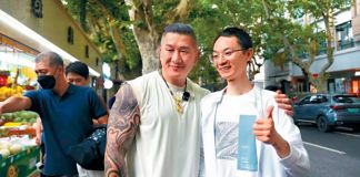 台網紅「館長」陳之漢直播遊上海　國台辦：是自己來旅遊