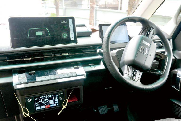 「大黃蜂愛心車隊」的司機須接受職前培訓,以熟習車輛操作及提升服務質素等。