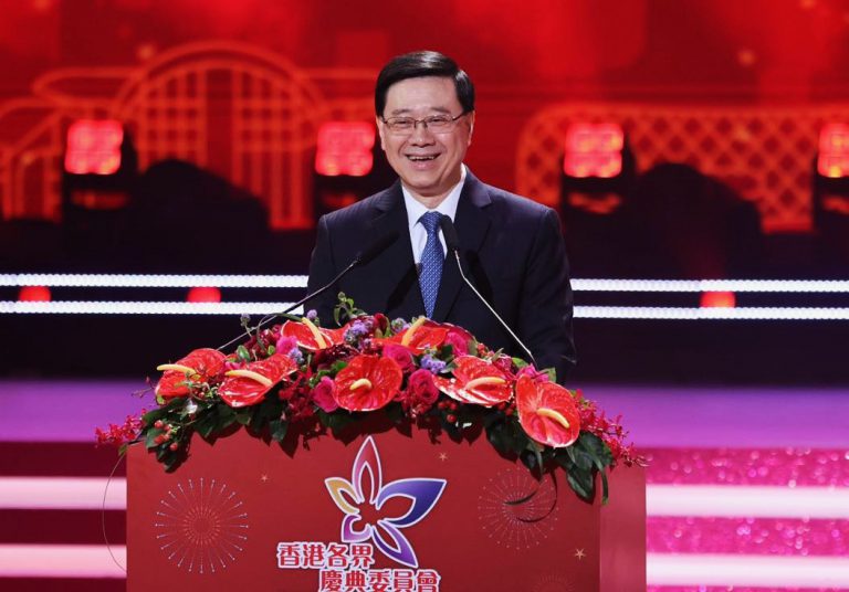 李家超說,紅館未來的新任務是以演唱會為優先。(李家超facebook圖片)