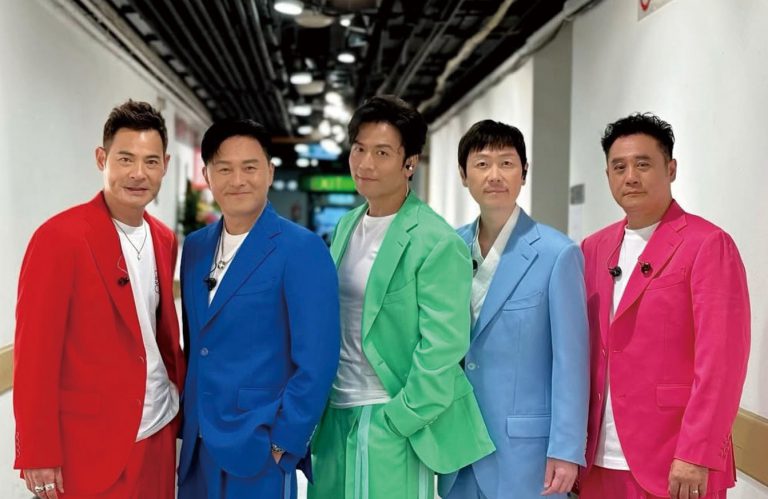 黃智賢與幾個老友合組男團Hey Brother出道唱歌,他自嘲好Old School。