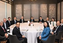 李家超與顧問團一連三日舉行午餐會議　多謝就施政報告提供建議
