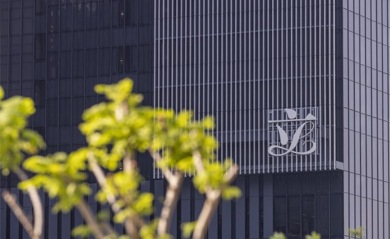 運輸及物流局向立法會提交規管網約車立法建議,立法會交通事務委員會周五(18日)將討論建議。
