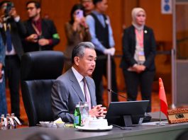 王毅出席東盟外長系列會議　強調中國堅持睦鄰政策　